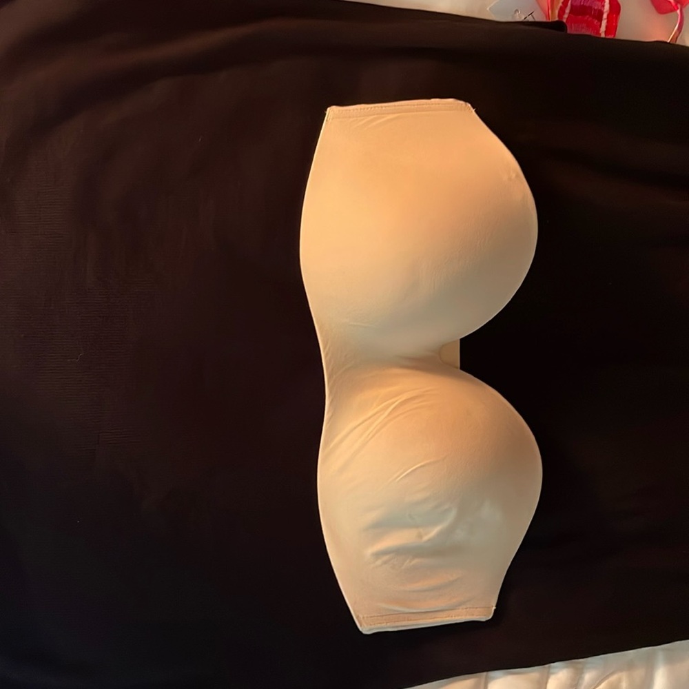 Strapless bra made by Soma